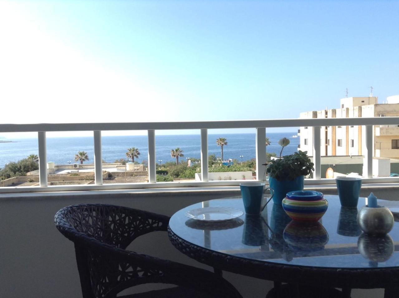 Seafront Apartment With Pool San Pawl il-Baħar Eksteriør bilde